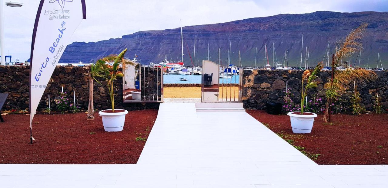 La Graciosa Camelia Beach Vistas Mar Caleta de Sebo Bagian luar foto