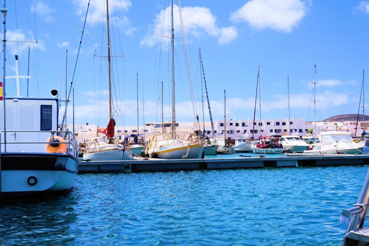 La Graciosa Camelia Beach Vistas Mar Caleta de Sebo Bagian luar foto