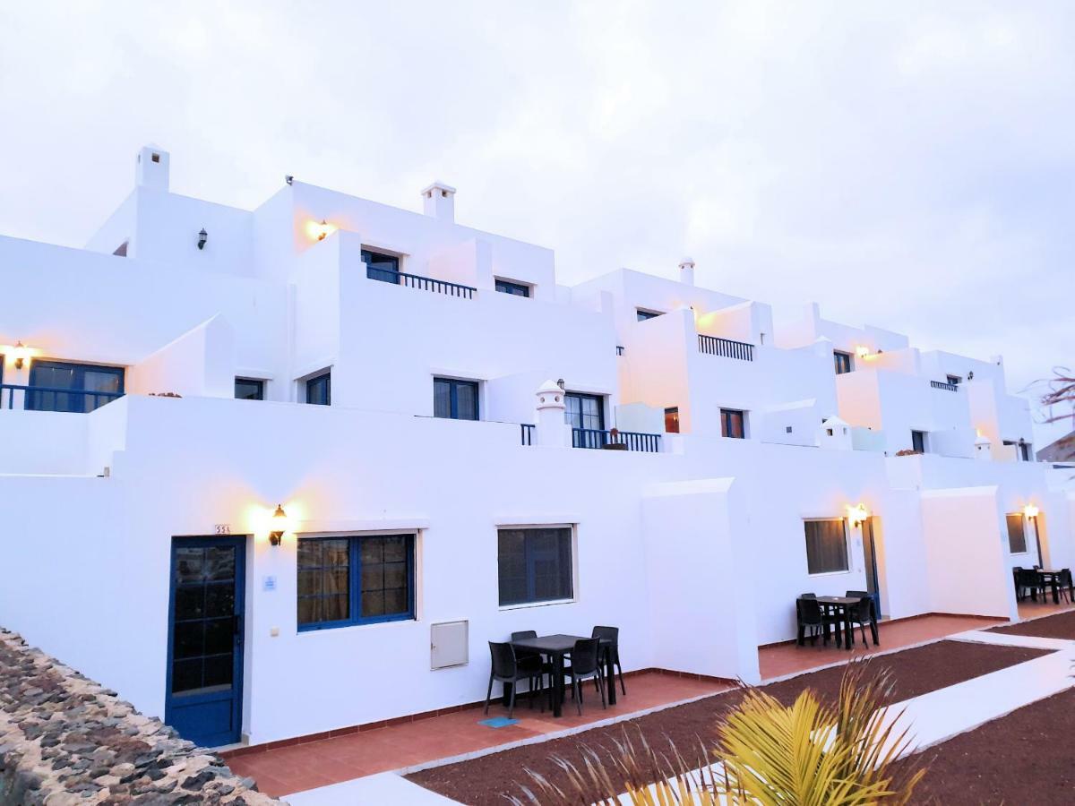 La Graciosa Camelia Beach Vistas Mar Caleta de Sebo Bagian luar foto